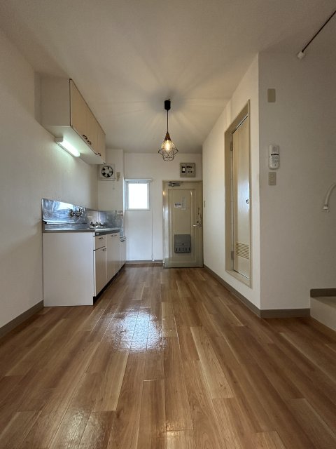 その他部屋・スペース　※写真は３０２号室です