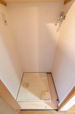 その他設備　同建物、別部屋のお写真です