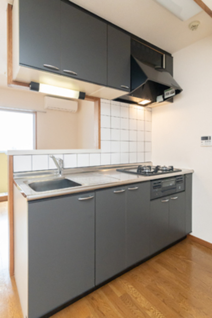 キッチン　※写真は同タイプ住戸です。