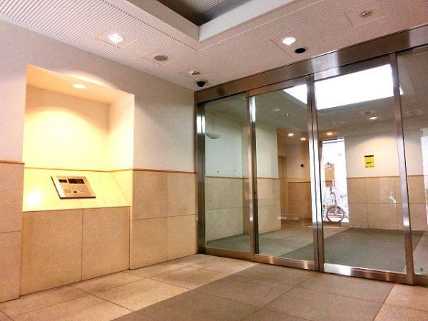 エントランス　☆共用部分☆