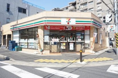 コンビニ　セブンイレブン横浜大口駅南店（コンビニ）まで160m