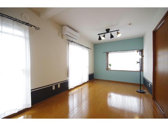 居室・リビング　角部屋です