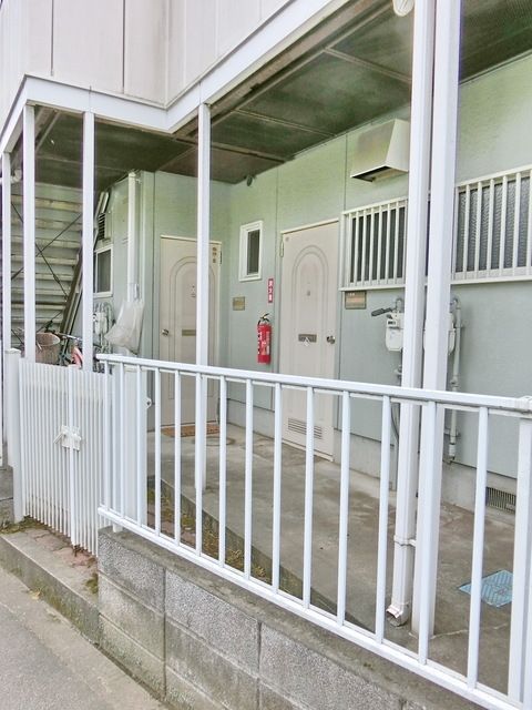 エントランス　★お問い合わせはタウンハウジングまで★
