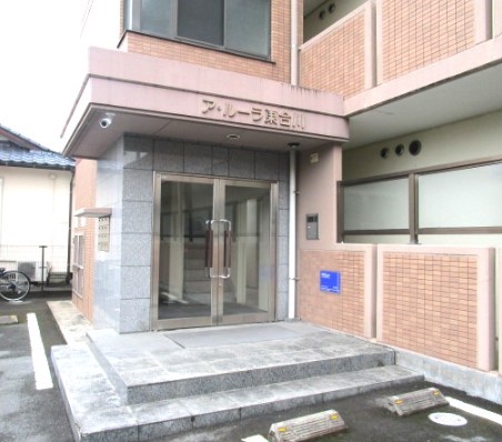 エントランス　建物の内部です