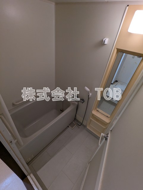 バス・シャワールーム　※クリーニング完了前※別部屋参考写真