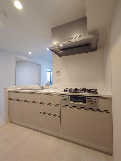 キッチン　※写真は同タイプ住戸です。