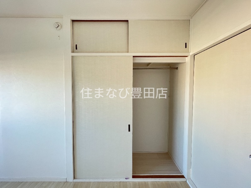 収納　同型タイプ