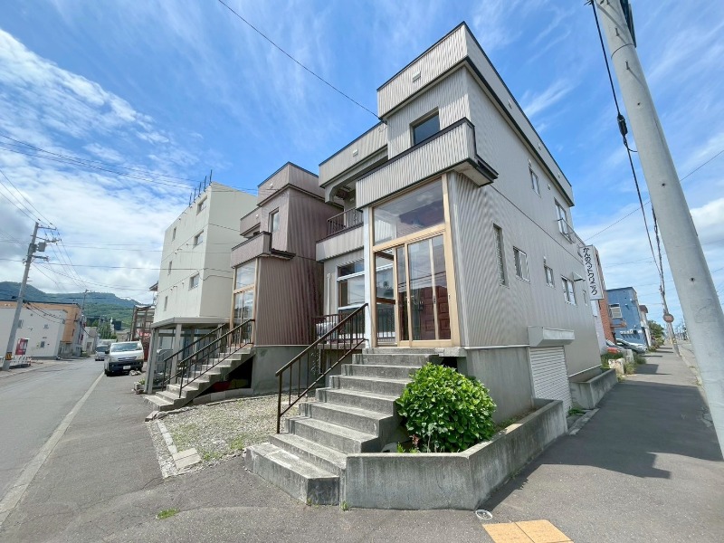 建物外観　外観写真でございます！