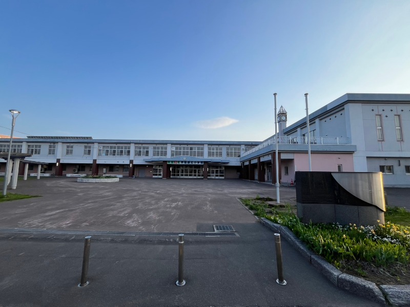 小学校　札幌市立手稲鉄北小学校（小学校）まで316m