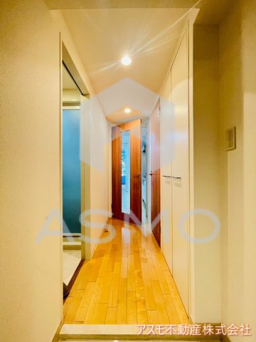 玄関　同マンション別部屋参考写真