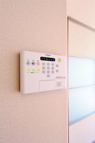 セキュリティ　参考写真（同物件別部屋）参考写真（同物件別部屋）