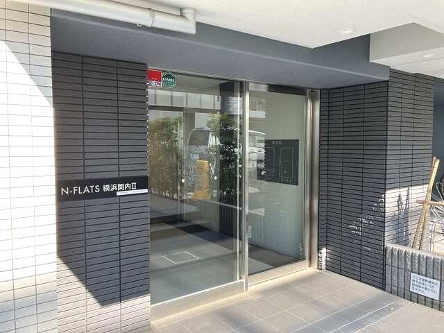 エントランス　オートロック付き