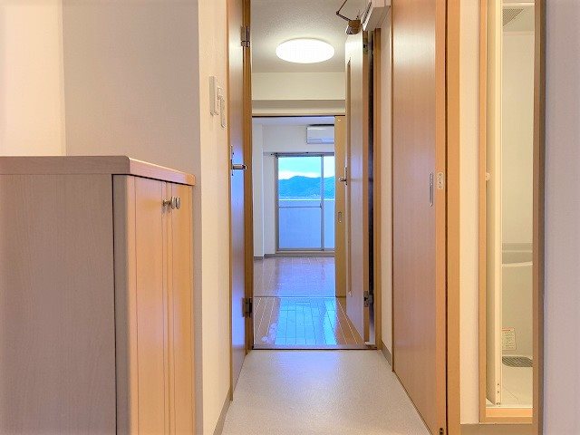 玄関　参考写真