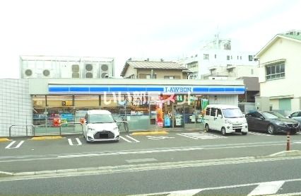 コンビニ　ローソン 小田原竹の花店（コンビニ）まで533m
