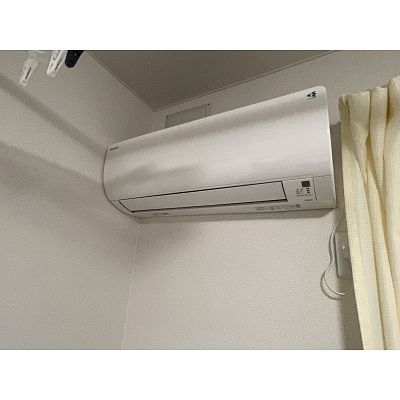 その他設備　フル暖房エアコン付き、夏冬快適