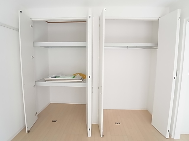 収納　クローゼット