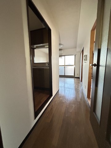 その他部屋・スペース　明るい色調の室内です