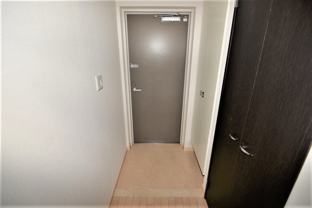 玄関　シンプルで使いやすい玄関です