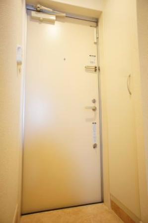 玄関　シューズボックスも付いてるキレイな玄関です。