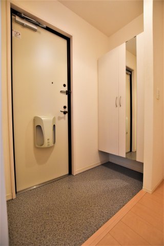 玄関　別号室画像。ご参考下さい