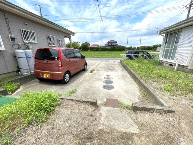 駐車場　右側縦列