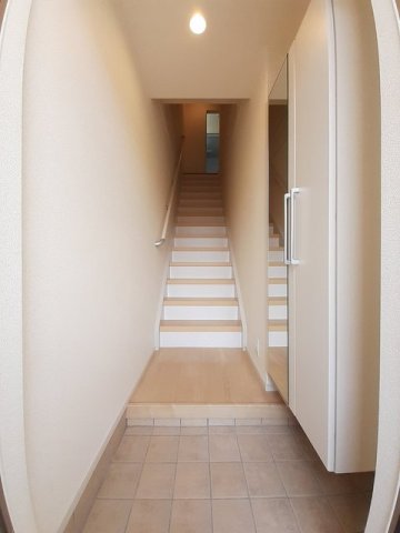 玄関　シンプルで使いやすい玄関です