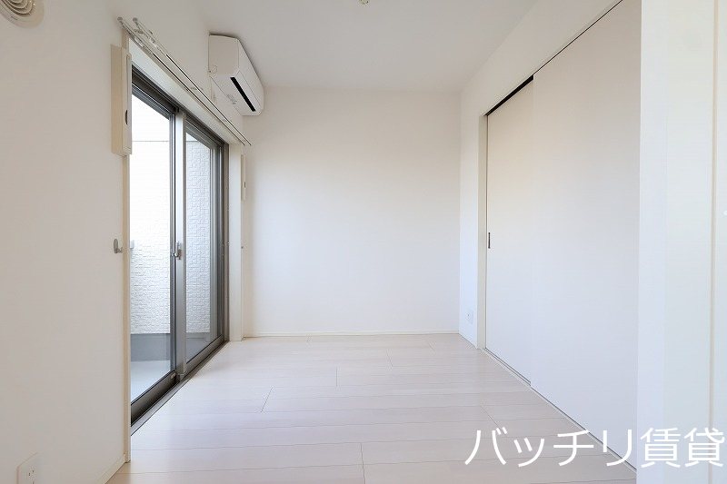 バルコニー　画像は、同型タイプの為、現状を優先いたします。