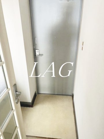 玄関　玄関です。