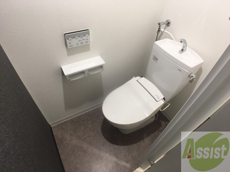 トイレ　トイレです。ウォシュレット付を探している方、おすすめです。
