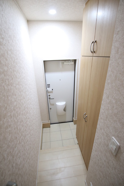 玄関　他号室参考写真