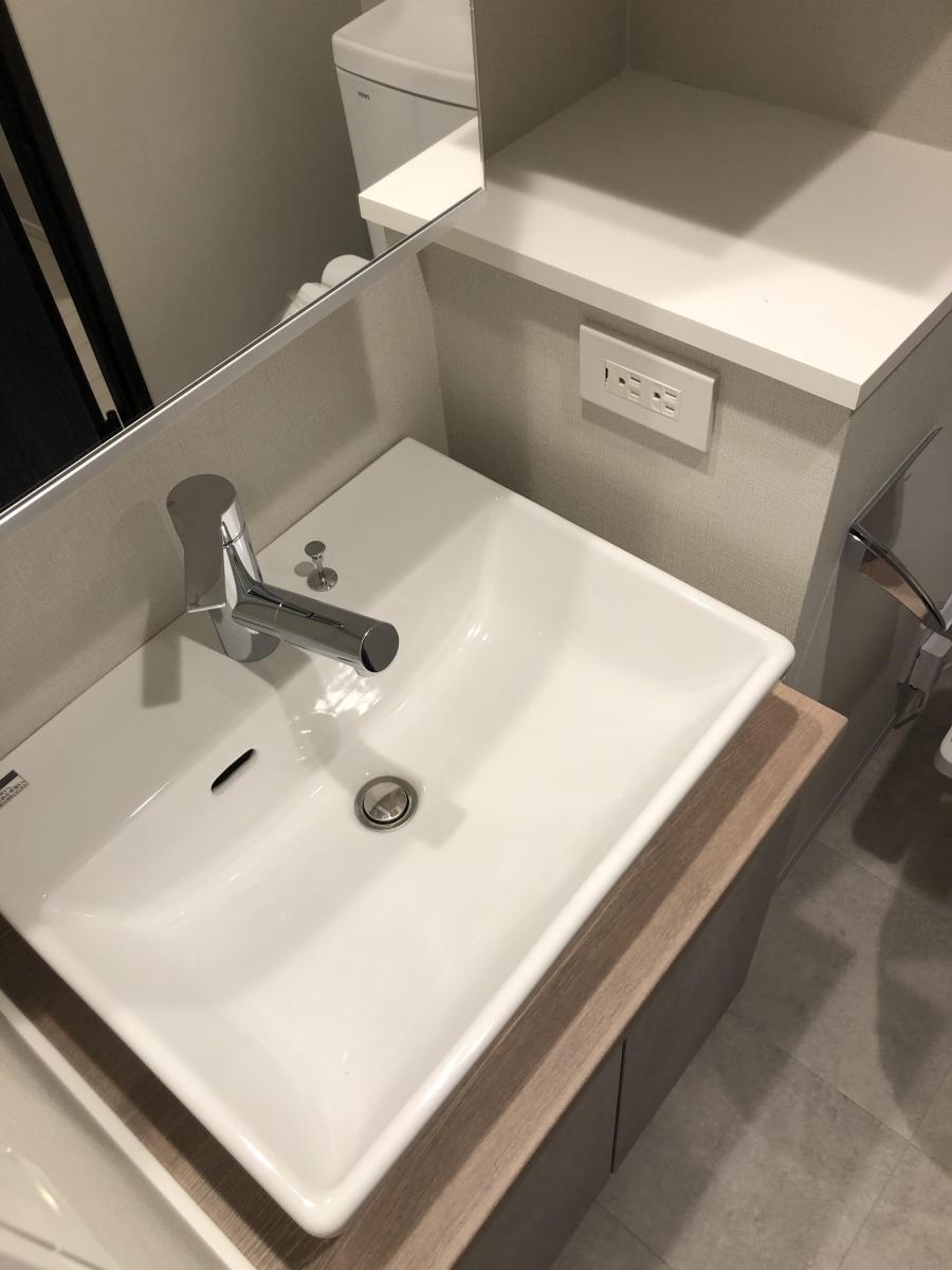 洗面設備　☆お洒落な独立洗面台☆