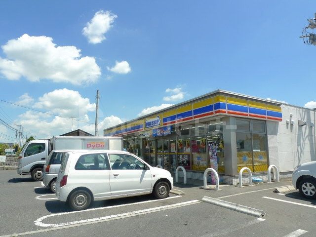コンビニ　ミニストップ柏布施店（コンビニ）まで1240m
