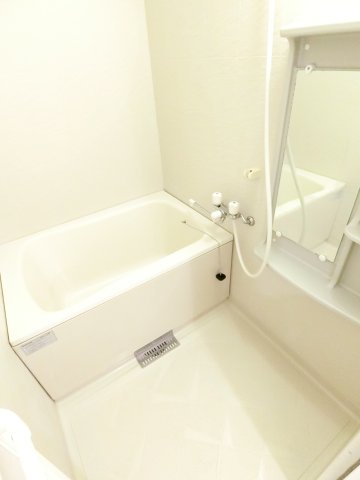バス・シャワールーム　詳細は、RISUMO江坂本店→06-6155-7137まで♪