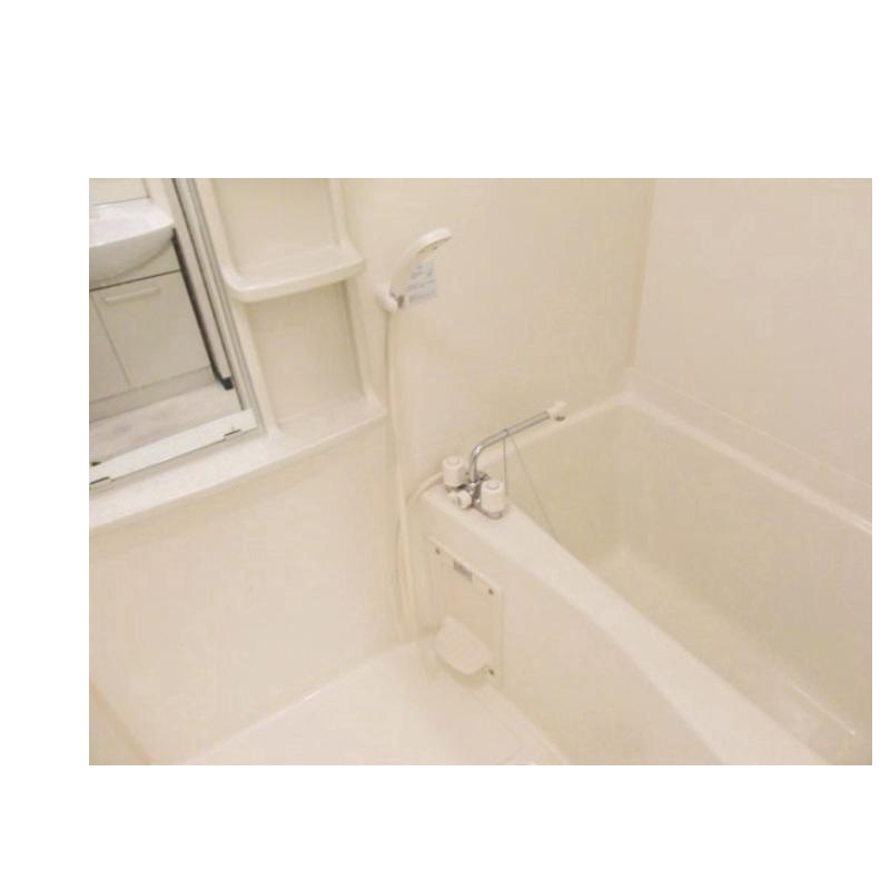 バス・シャワールーム　お風呂トイレ別です。やっぱりゆっくりお風呂入りたいですよね！