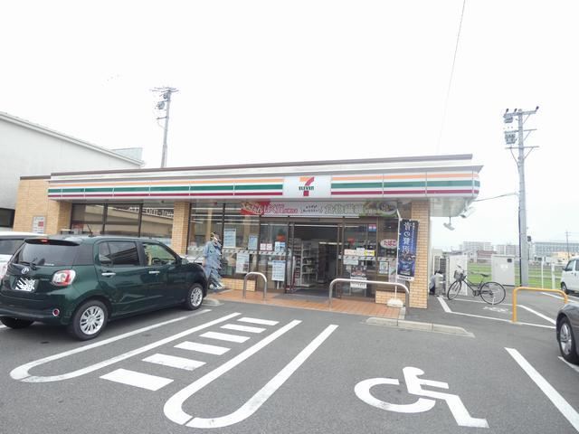 コンビニ　セブンイレブン（コンビニ）まで430m
