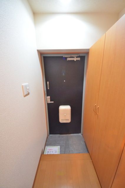 玄関　★お部屋探しは株式会社タウンハウジング東京まで★
