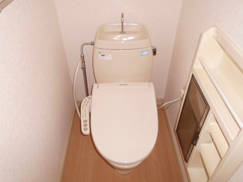 トイレ　同物件別部屋参考写真です