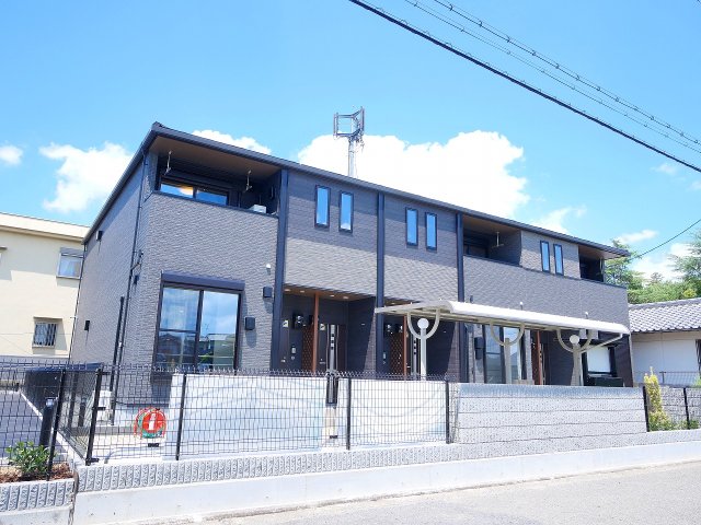 建物外観　洋風で素敵な外観です。キレイな外観です。