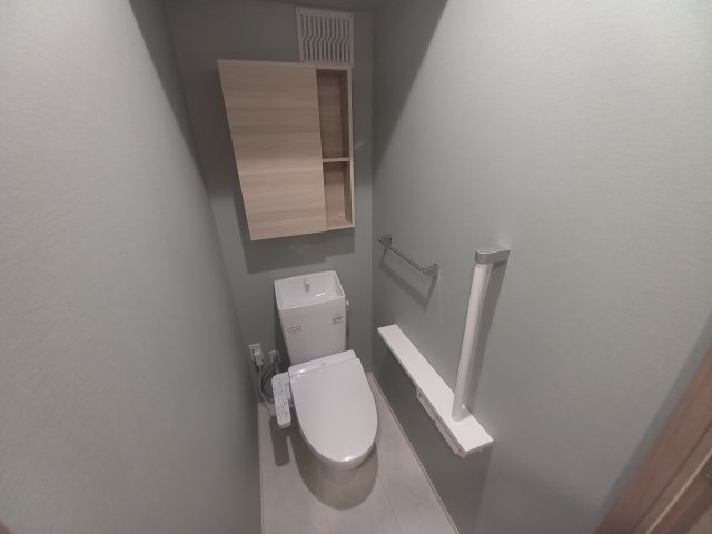 D-ROOM高槻市寿町のトイレ写真