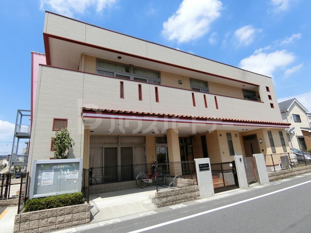 幼稚園・保育園　越谷レイクタウンさくら保育園分園（幼稚園・保育園）まで560m