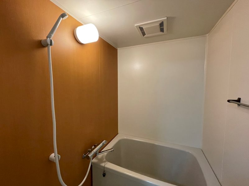 バス・シャワールーム　別の部屋の写真です。