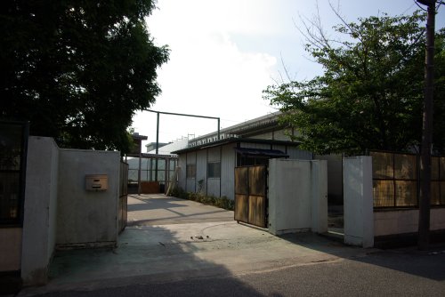 中学校　尼崎市立　園田東中学校（中学校）まで1606m