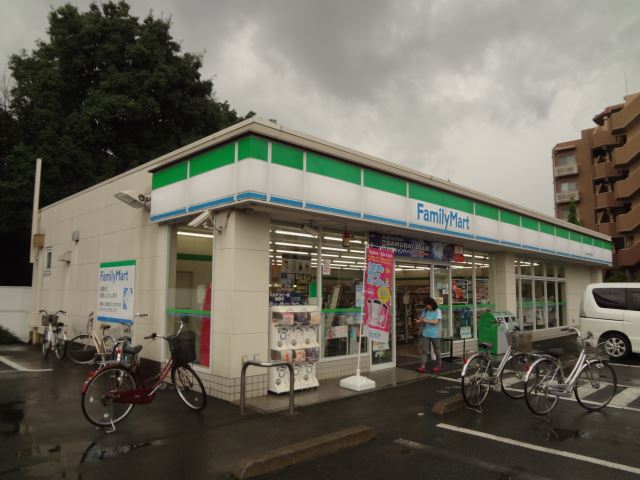 その他　ファミリーマート（その他）まで100m