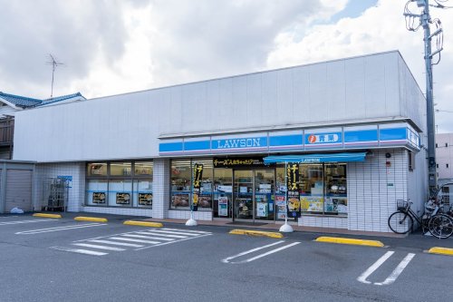 コンビニ　ローソン 練馬春日町二丁目店（コンビニ）まで910m