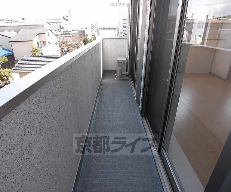 バルコニー　広いバルコニーです。