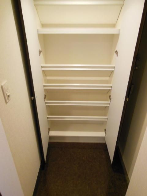 その他設備　♪トールタイプのシューズBOX♪