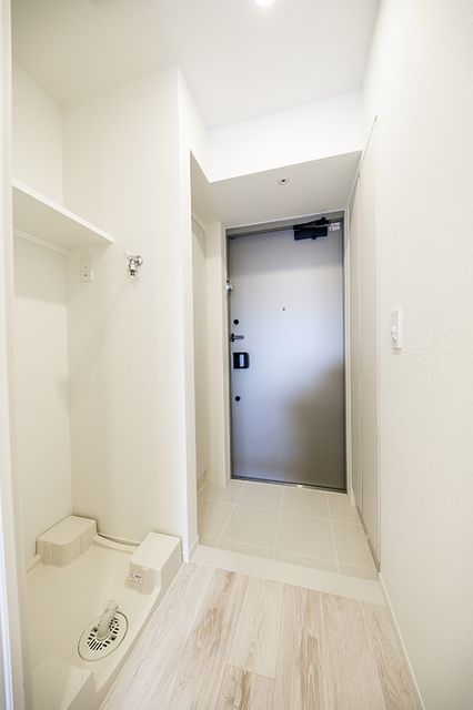 玄関　※写真は同タイプ住戸です。