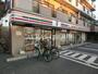 コンビニ　セブンイレブン足立中川4丁目店（コンビニ）まで185m