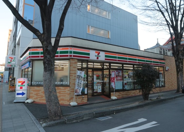 コンビニ　セブンイレブン 名古屋大須観音店（コンビニ）まで779m