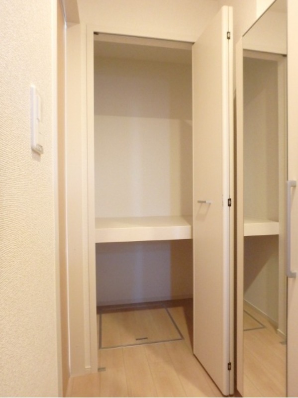 収納　図面と現状に相違がある場合には現状を優先